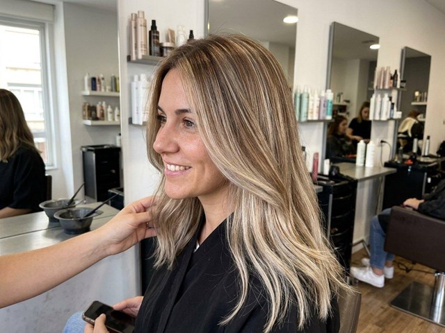 Mechas babylight, balayage y melting en A Coruña